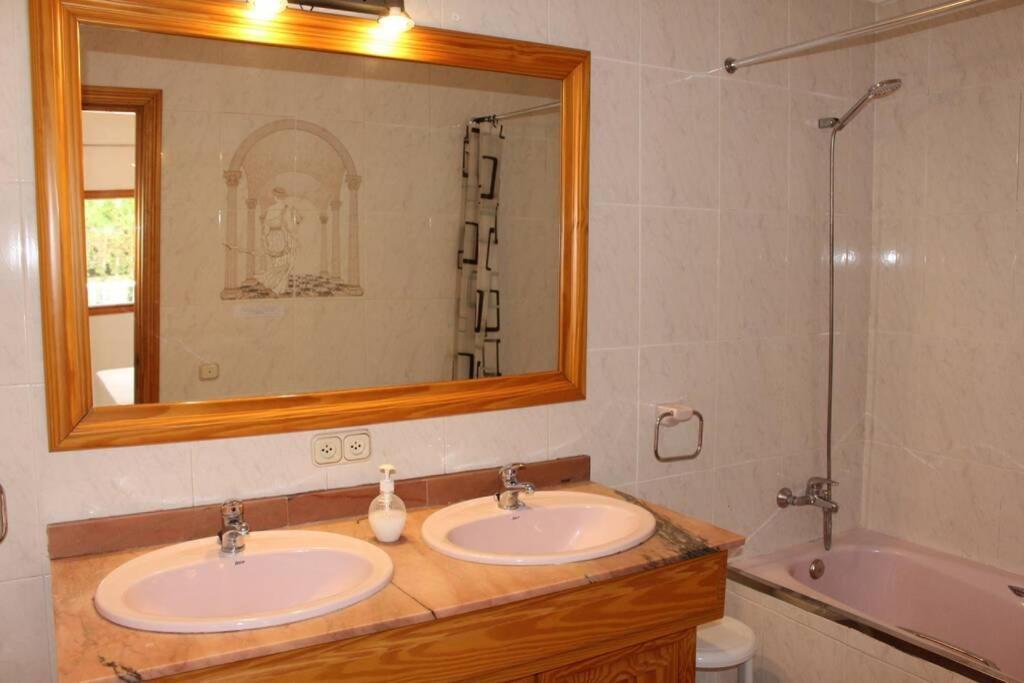 Crestatx Villa Alomar מראה חיצוני תמונה